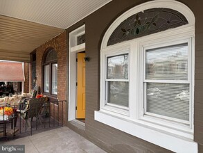 Building Photo - 5618 Cedar Ave