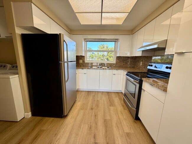 Foto del edificio - 1165 E Atlantic Ave