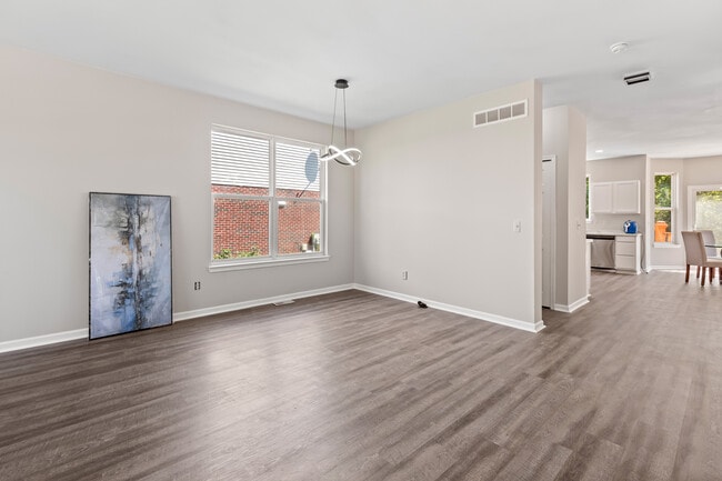 Building Photo - 16409 Eastwind St