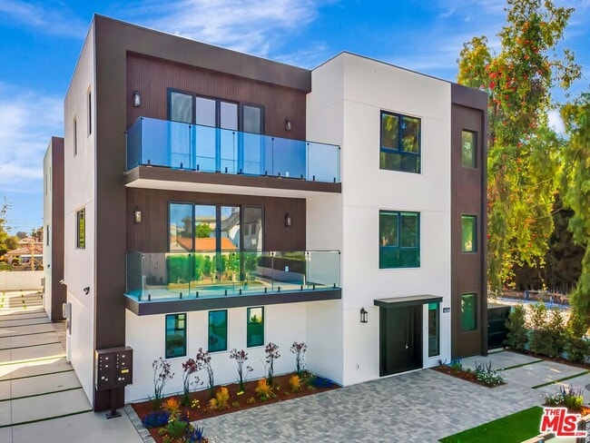 Building Photo - 1921 Federal Ave