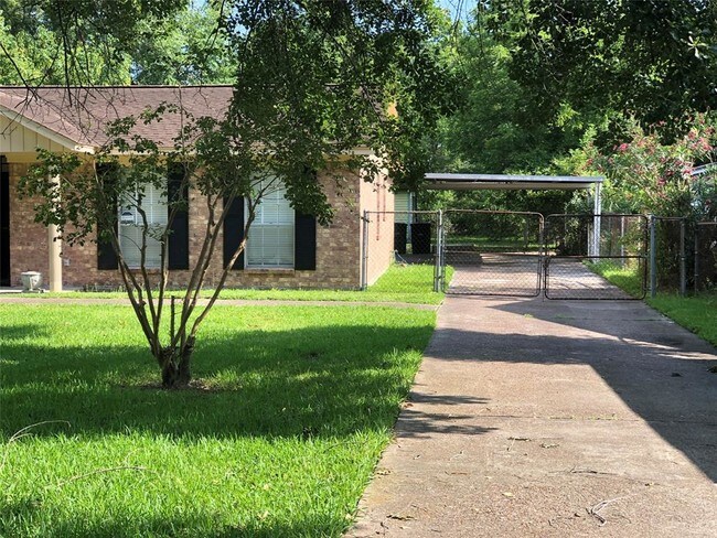 Building Photo - 3225 Bostic St