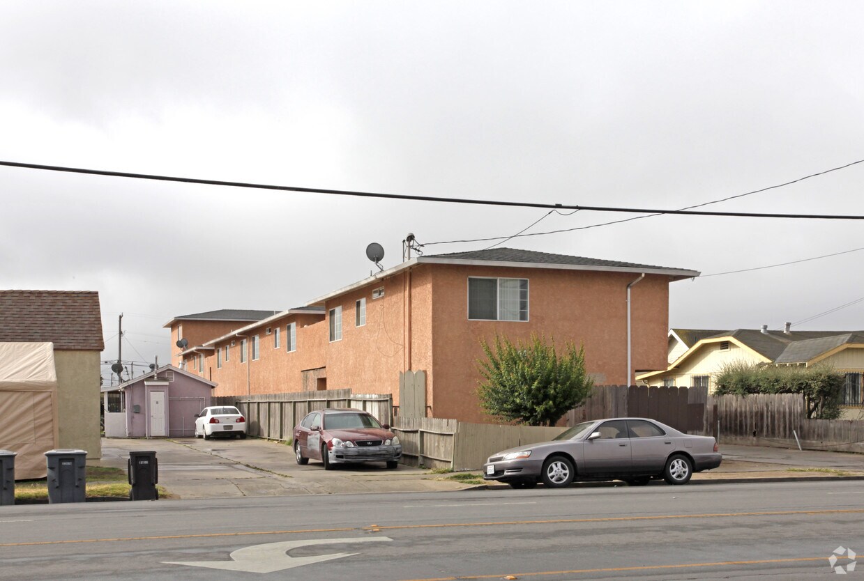 464 Williams Rd, Salinas, CA 93905 Apartments in Salinas, CA