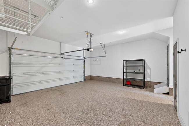 Building Photo - 1214 Chelsea Cir NW