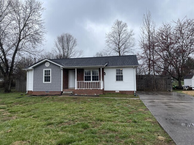 Building Photo - 3412 Oak Park Terrace