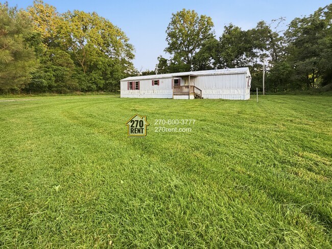 Foto del edificio - 499 Hornback Farms Ln