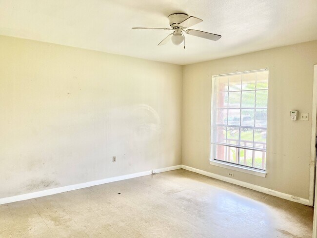Foto del edificio - 11766 Willow Oak Ave