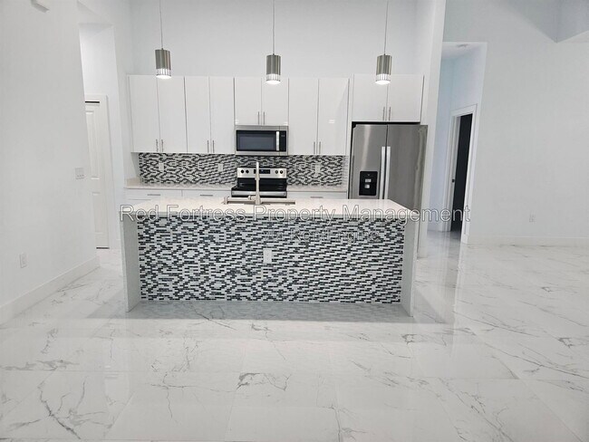 Foto del edificio - 3211 50th St W