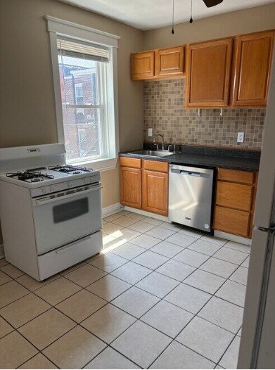 Foto principal - 5820 S Grand Blvd