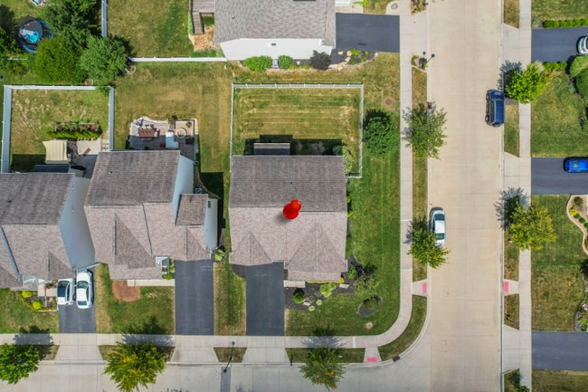 Building Photo - 5912 Danann Dr