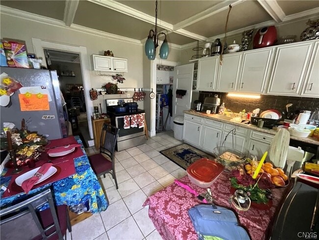 Building Photo - 818 Myrtle Ave