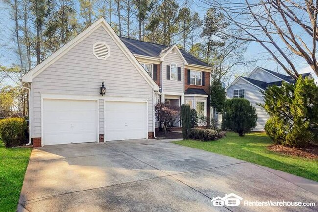 Building Photo - This 4 bedroom,  2.5 bathroom property is ...
