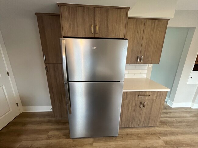 Foto del edificio - 393 W 20th St