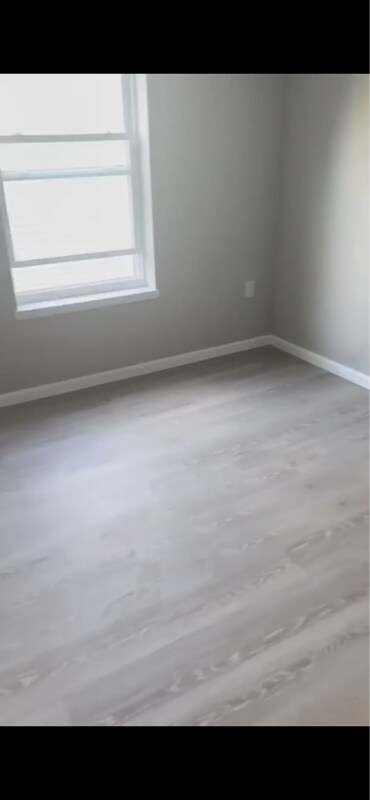 Foto del edificio - 314 W Runyon St