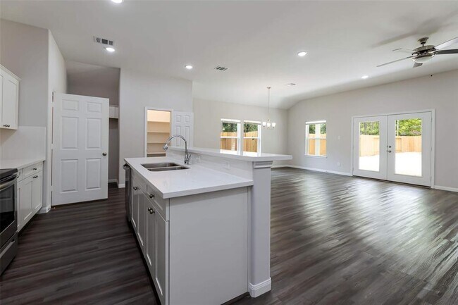 Foto del edificio - 101 Country Rd 3552