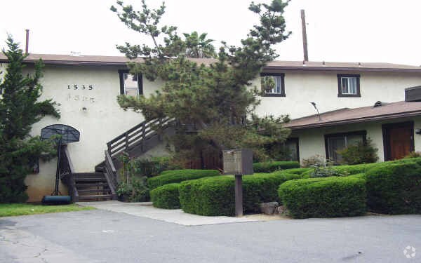 Foto del edificio - 1535 S Maple