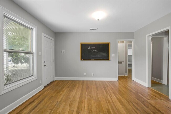 Foto del edificio - 5710 Woodrow Ave