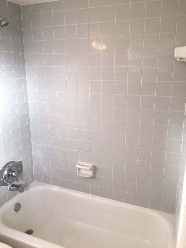 Foto del edificio - 621 Ridge Rd