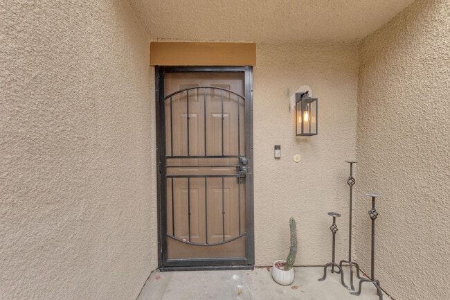 Building Photo - 72384 Ridgecrest Ln