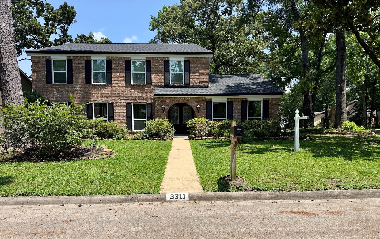 Foto principal - 3311 Big Spruce Dr