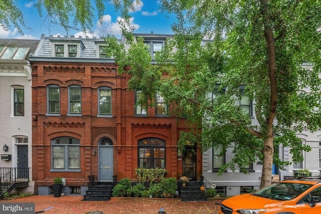 Photo - 1524 Swann St NW Townhome