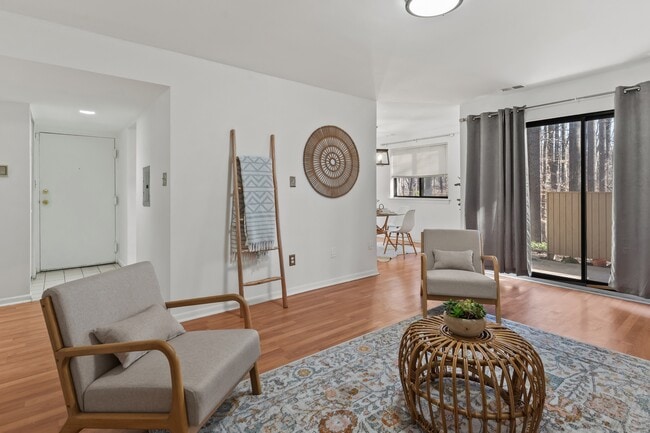 Foto del edificio - 6071 Majors Ln