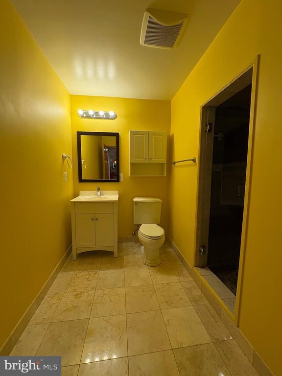 Building Photo - 38 Cherry Hill Dr