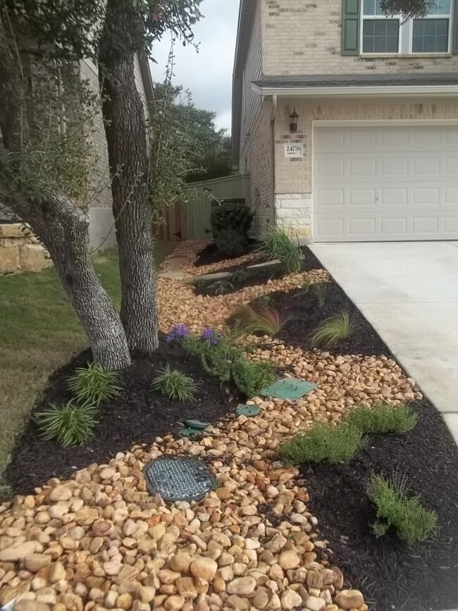 Building Photo - 24776 Buck Creek