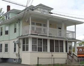 Building Photo - 223-225 Front St