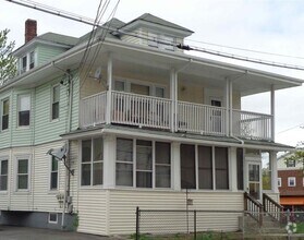 Building Photo - 223-225 Front St