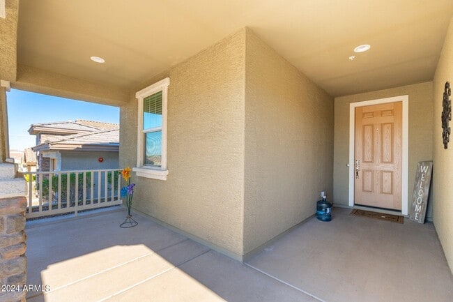 Building Photo - 10648 W Eucalyptus Rd