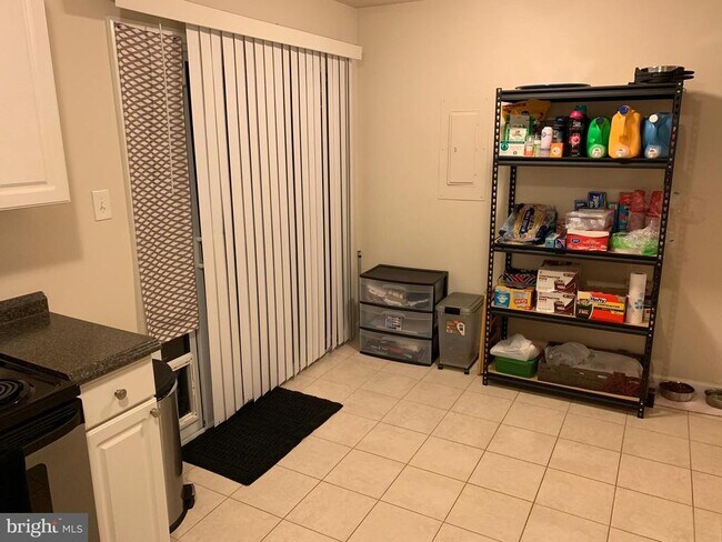 Foto del edificio - 1608 E Bancroft Ln