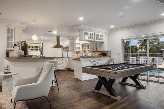 Foto del edificio - 1419 NE 57th St