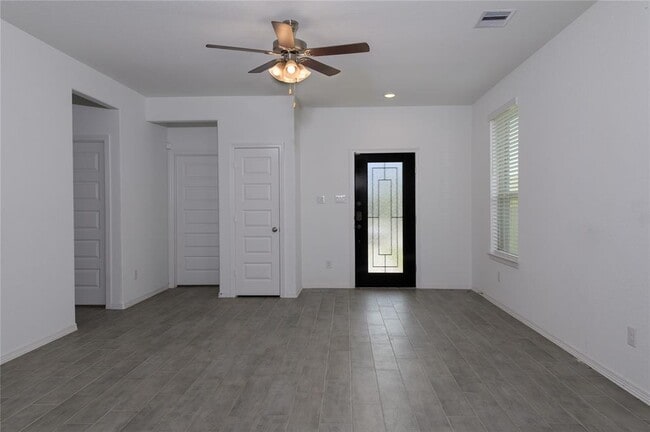 Building Photo - 23042 True Fortune Dr