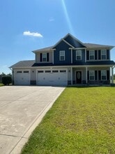 Building Photo - 141 Masters Ct