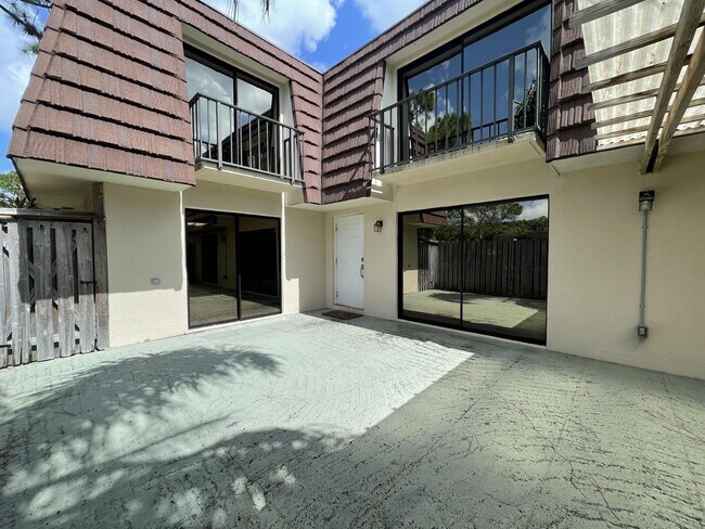 Foto del edificio - 502 5th Ln