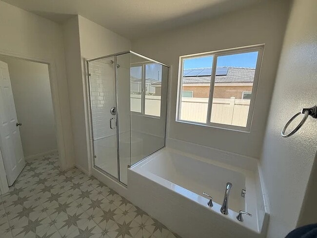 Building Photo - 7736 Nectarsweet Dr