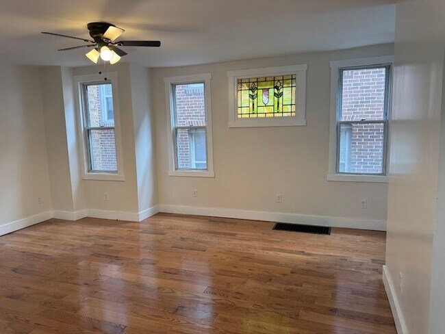 Foto del edificio - 5916 Nicholson St