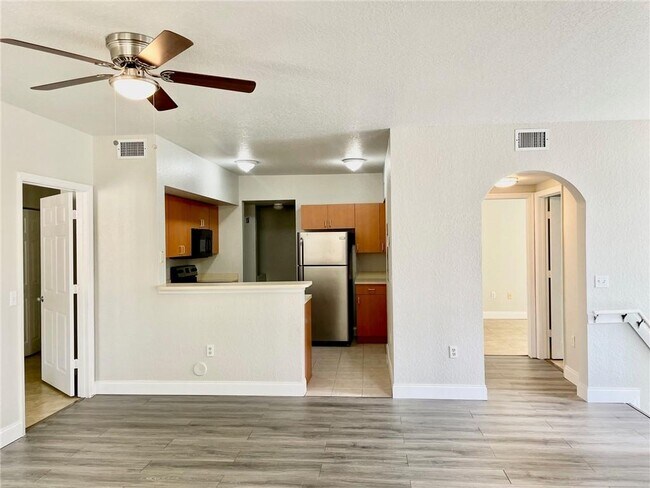 Foto del edificio - 2301 Belmont Ln