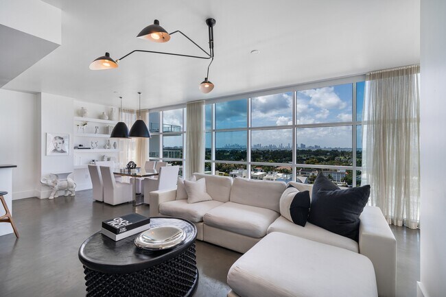 Foto del edificio - 6103 Aqua Ave