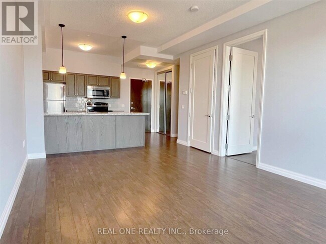 Photo du bâtiment - 112 King St E