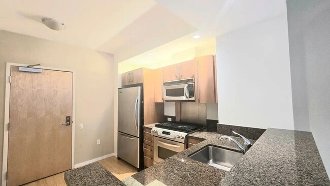 Full Kitchen - 350 11th Ave