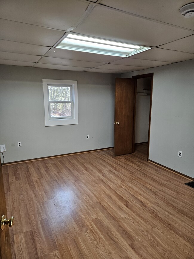 Building Photo - 28 Salt Shed Rd