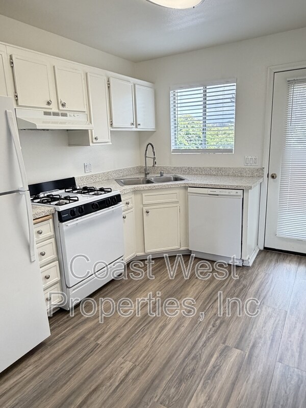 Foto del edificio - 485 Chestnut Ave