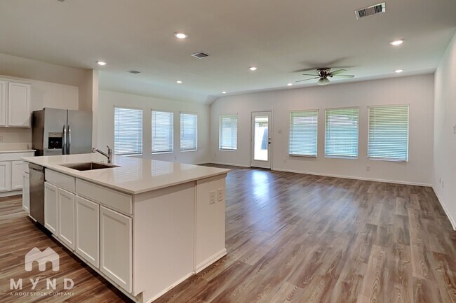 Foto del edificio - 9446 Brookwood Bnd Dr