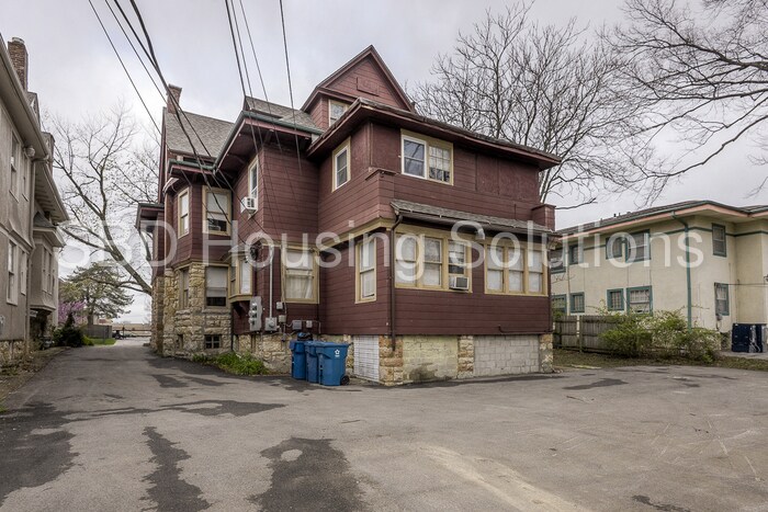 Building Photo - 4051 Warwick Blvd