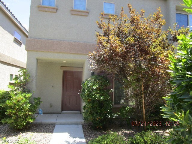 Building Photo - 9589 Greensburg Ave