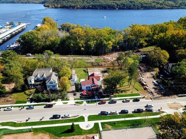 Building Photo - 3411 Saint Croix Trl S