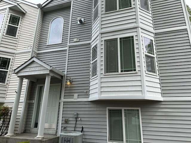 Primary Photo - 8434 13th Ave SE
