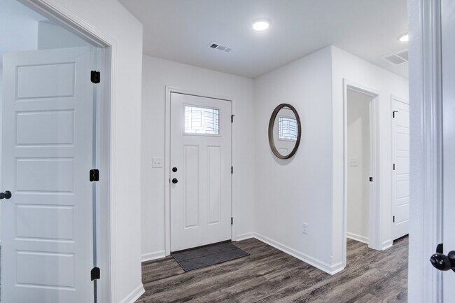 Building Photo - 514 Alex Jordan Dr.