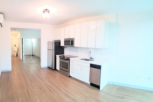 Photo - Townhomes at the Collection Kakaako Studio 1 Parking